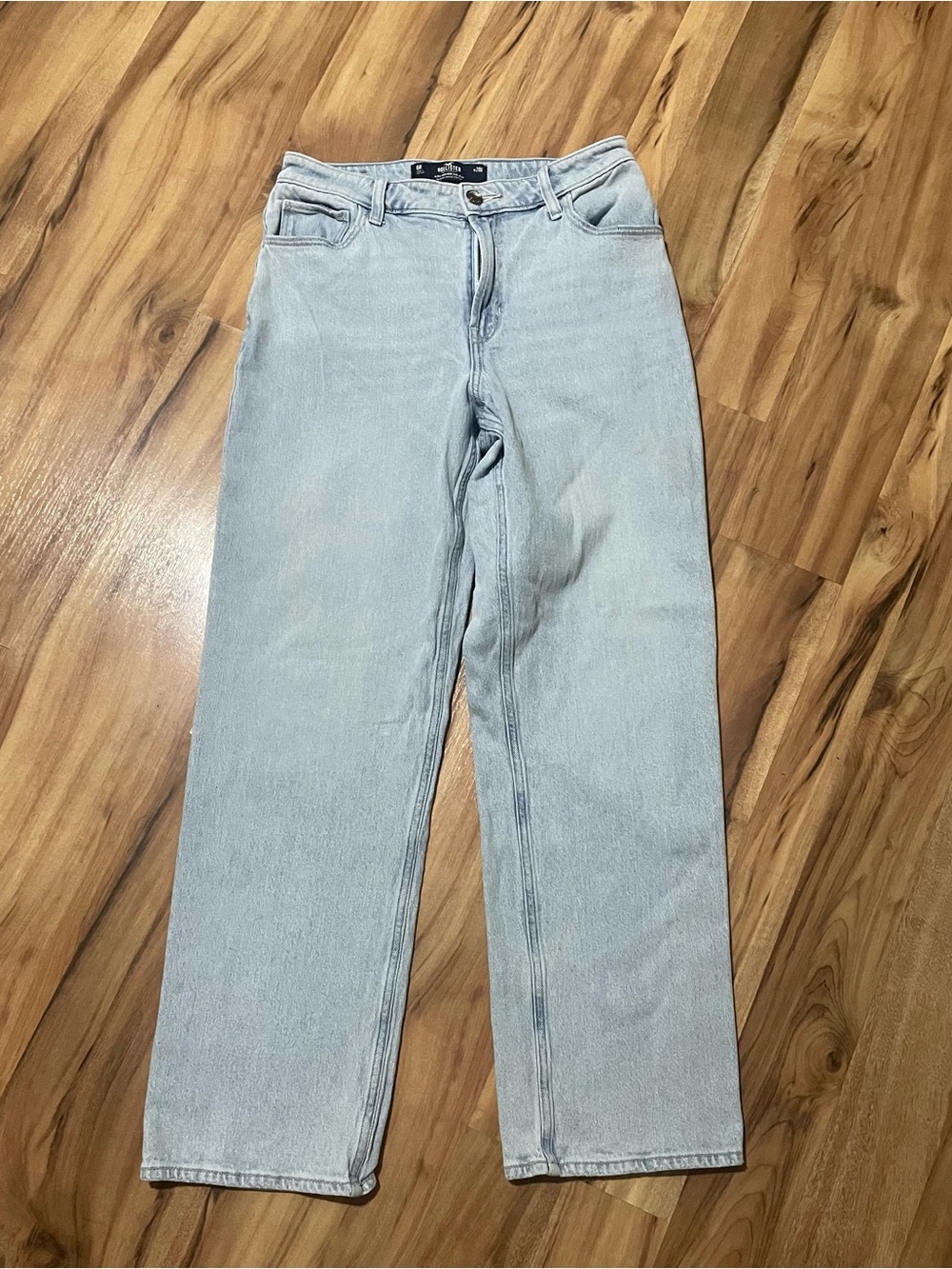 Hollister Ultra High Rise Dad Jeans Light Blue Relaxed Straight Wide Leg Sz 6